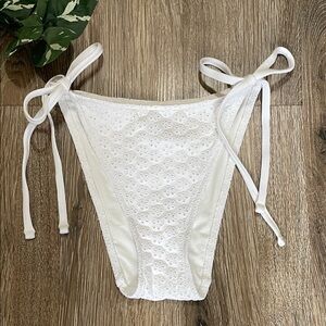 (New with tags) Victoria Secret White Bikini